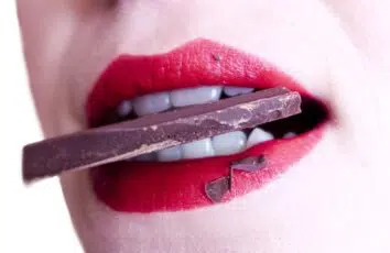 Metody wybielania zębów. Która najskuteczniejsza?